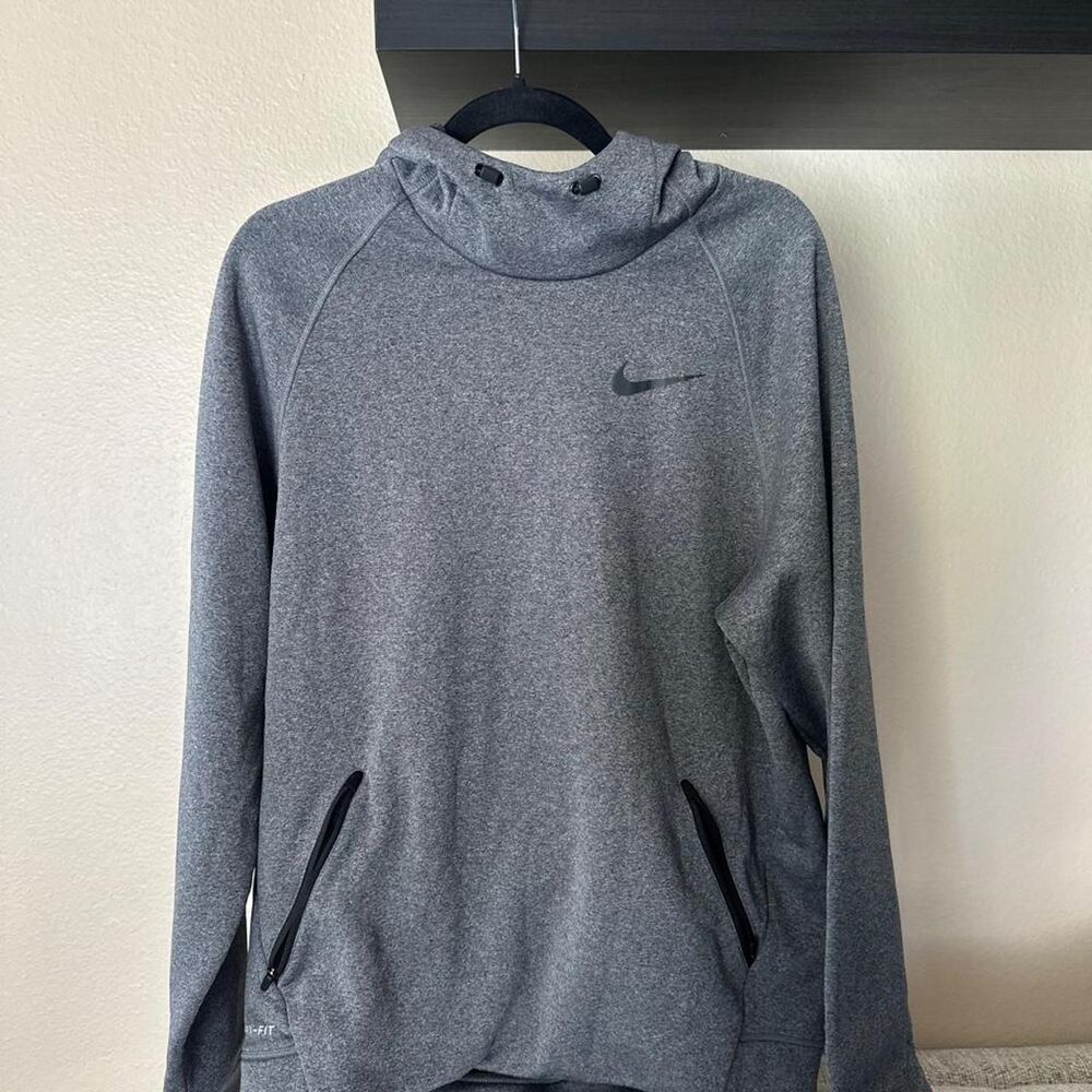 Nike Men's Grey Hoodie